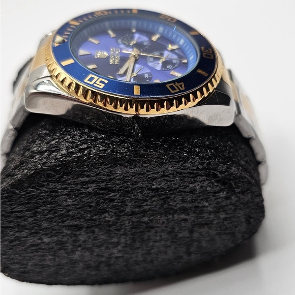 Montres Prestige Blue and Gold Chronograph Watch - Picture 4 of 7